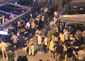 Bursa’da virüs yine unutuldu, eğlence tam gaz sürüyor