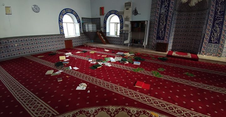 Bursa’da camiye zarar verenler çocuk çıktı