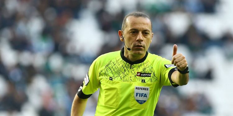 UEFA’dan Cüneyt Çakır’a görev