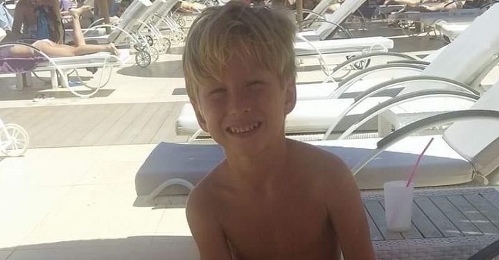 Bursa’da otomobilin çarptığı Enes kurtarılamadı