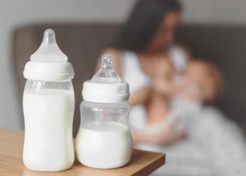 Koronavirüsü yenen antikor, anne sütünde bulundu!