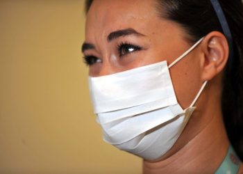 Koronavirüsü yenen Bursalı hemşire yaşadıklarını anlattı