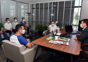 Osmangazi’de Başkan Dündar, ilk mezunları ağırladı