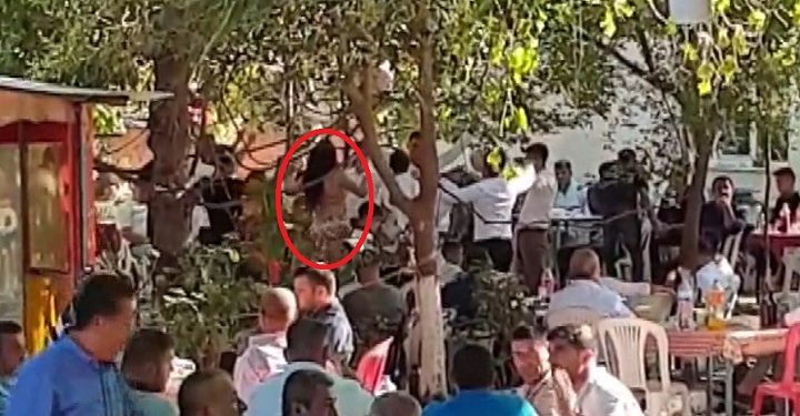 Koronavirüse rağmen dansözlü düğün