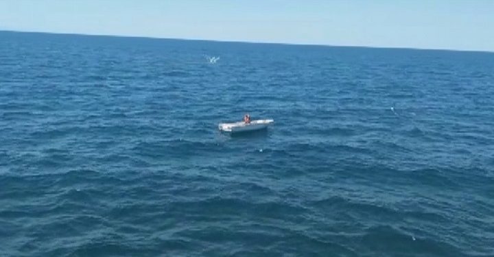 Denizin ortasında 3 gün sonra bulundu!