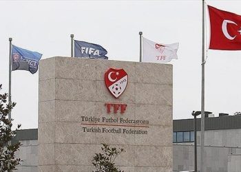 22 takımlı Süper Lig için TFF kararını verdi