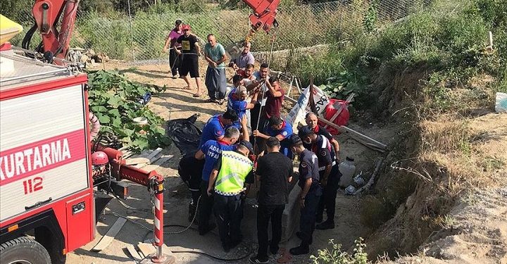 Su kuyusu açmak için kazı yapan 4 kişi öldü