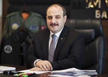 Bakan Varank: En hızlı toparlanan 5 ülkeden biriyiz