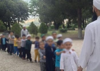 Acı gerçek: 1 milyon çocuk tarikatların elinde