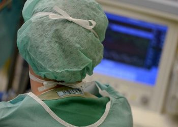 2 haftada 7 doktor koronavirüs yüzünden öldü