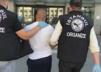 Eski futbolcu, silah kaçakçılığından tutuklandı