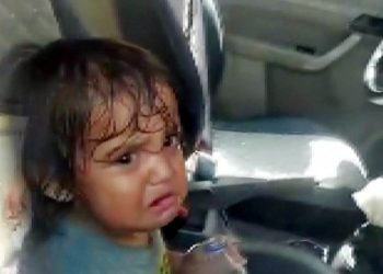 Ailesi arabada unuttu, küçük çocuk nefessiz kaldı