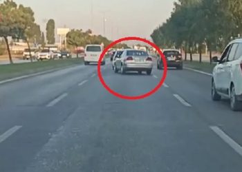 Bursa’da trafikte makas atan otomobil kamerada