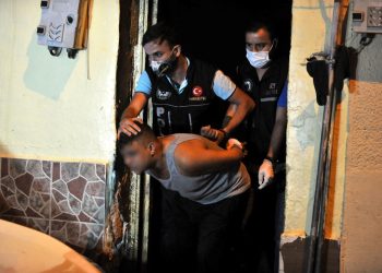 Bursa’da uyuşturucu satıcılarına dev operasyon