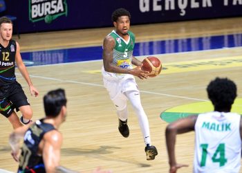 Frutti Extra Bursaspor 88-102 Petkim