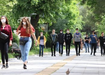 Acı tablo: Her iki gençten biri mutlu değil