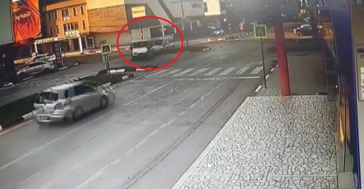 Bursa’da düğün konvoyunda kaza