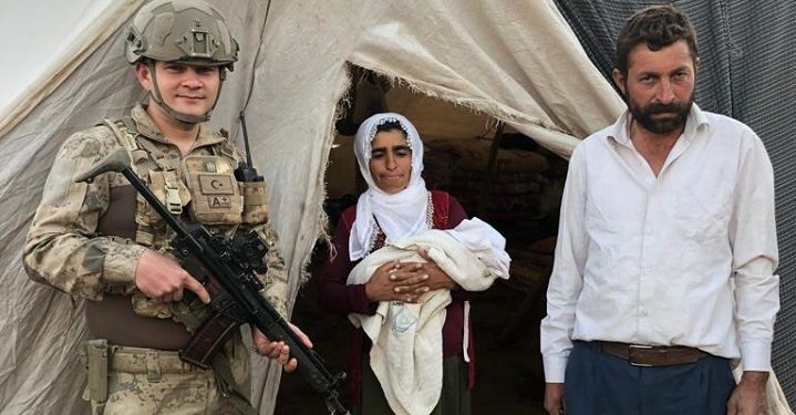 Jandarma, hamile kadına doğum yaptırdı