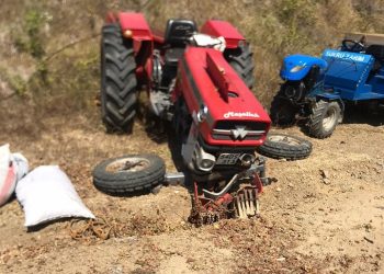 Karı-koca, traktör kazasında öldü