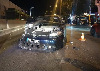 Bursa’da otomobil minibüsle çarpıştı: 6 yaralı