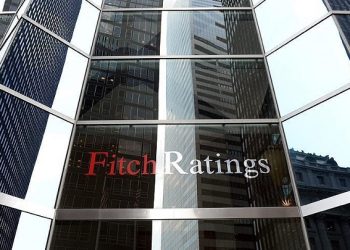 Fitch, 20 Türk bankasının görünümünü negatife çevirdi