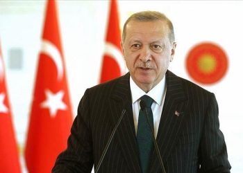 Erdoğan’dan maske ve mesafe sitemi