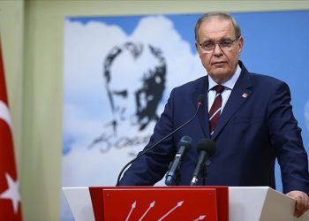 CHP Sözcüsü Faik Öztrak koronavirüse yakalandı