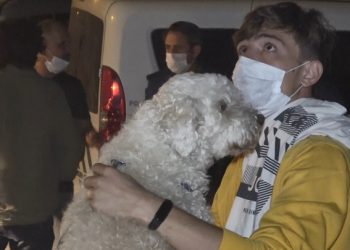 Bursa’da yangındaki 3 kişi ve 1 köpek kurtarıldı