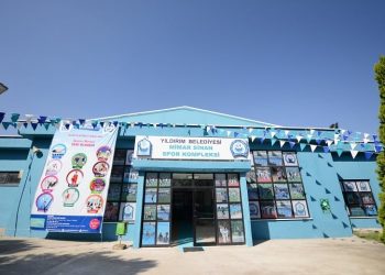 Mimarsinan Spor Kompleksi yenileniyor