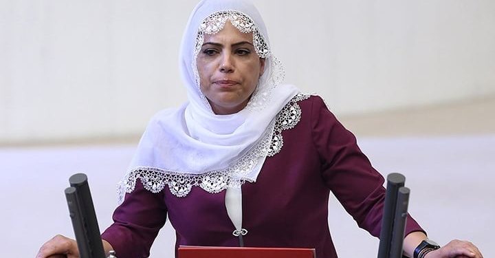 Diyarbakır Annelerine hakaret eden HDP’li vekile soruşturma