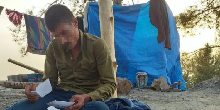 3 Gündür Kayıp Kızın Ai̇lesi̇nden Çarpıcı İddi̇a