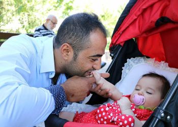 İki kalbi olduğu için 9 yıl baba olamadı! Evlat hasreti son buldu