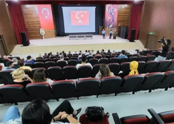 Ak Gençli̇k Kazdağlarına Sahi̇p Çıkıyor