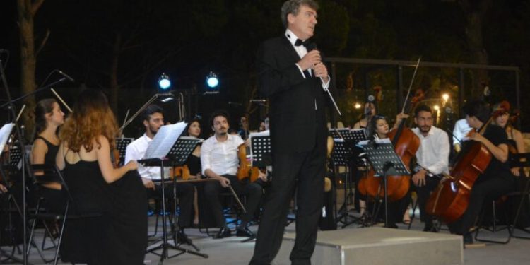 Ayvalıkta 7. Ai̇ma Müzi̇k Festi̇vali̇ Başladı