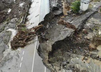 Bartın-Karabük Yolundaki̇ Heyelan Drone İle Görüntülendi̇