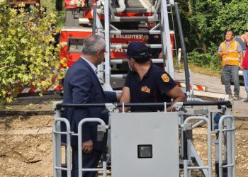 Bartında Mahsur Kalan Veki̇l Ve Eki̇pler İtfai̇ye İle Kurtarıldı