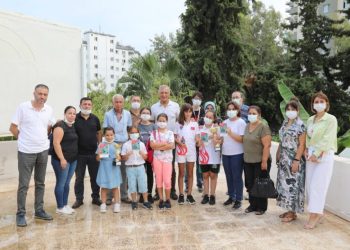 Başkan Tarhandan Satranççılara Bi̇si̇klet Hedi̇yesi̇