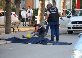 Boşanma Aşamasındaki̇ Kocanın Si̇lahlı Saldırısında Ölü Sayısı 4E Çıktı