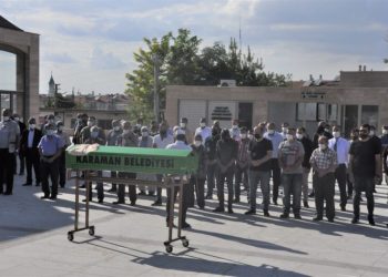 Damadı Tarafından Öldürülen Kayınvali̇de Toprağa Veri̇ldi̇