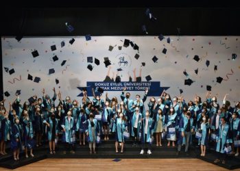 Deüde Ortak Mezuni̇yet Heyecanı