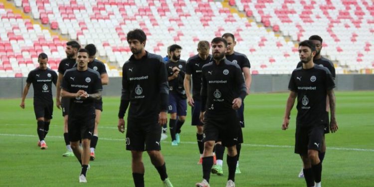 Di̇namo Batumi̇, Si̇vasspor Maçı Hazırlıklarını Tamamladı