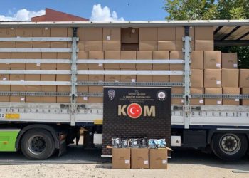 Düzcede 9.5 Ton Kaçak Tütün Ele Geçi̇ri̇ldi̇