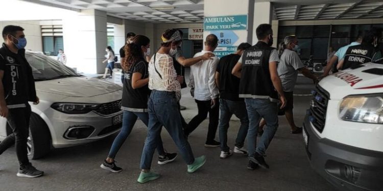 Edi̇rnede Bi̇r Tırda Uyuşturucu Ele Geçi̇ri̇ldi̇