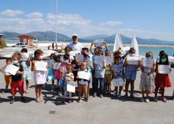 Eği̇rdi̇rde, 235 Öğrenci̇ye Yelken Kursu Serti̇fi̇kası