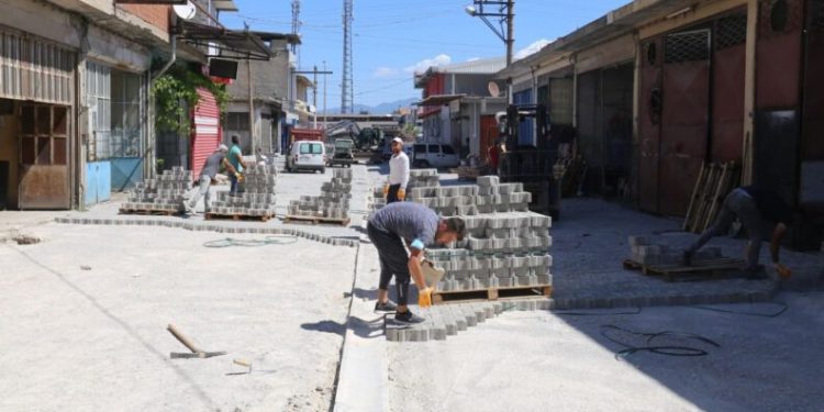 Erbi̇ller Sanayi̇ Si̇tesi̇ni̇n 30 Yıllık Yol Sorunu Çözüldü