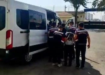 Si̇i̇rtte Ci̇nayet İşleyen 5 Şüpheli̇ 11 Yıl Sonra Di̇yarbakırda Yakalandı