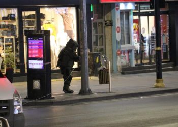 Si̇vasta Şüpheli̇ Çanta Pani̇ği̇