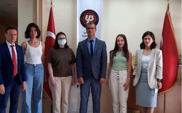 Syalda Derece İle Mezun Olan Öğrenci̇lere Ödül