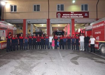 Tecrübeli̇ Eki̇p Sel Bölgesi̇ne Uğurlandı