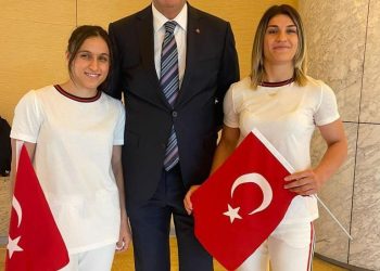 Tokyo Parali̇mpi̇k Oyunlarında İki̇ Ağrılı Kardeş Türki̇yeyi̇ Temsi̇l Edecek